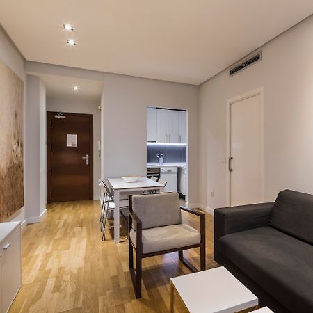 Mon Suites Catedral Valencia Exterior photo
