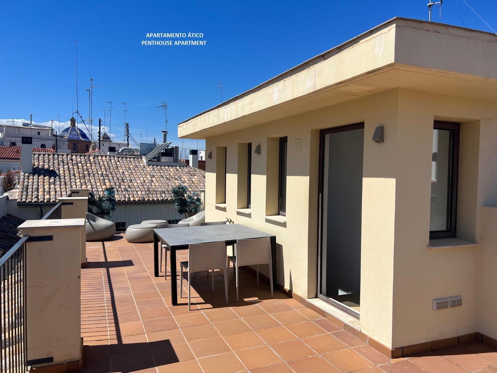 Mon Suites Catedral Valencia Exterior photo